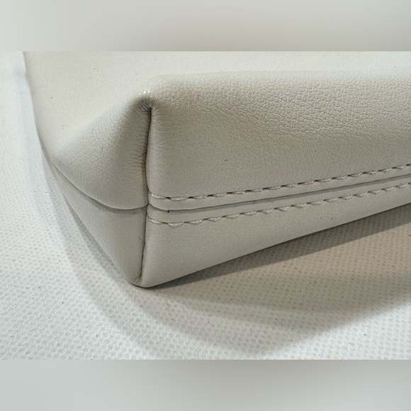 Dior Makeup Toiletry/ Cosmetic Pouch - Picture 3 of 7